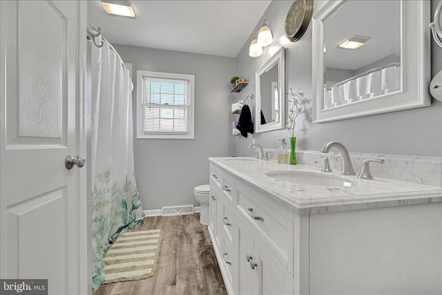 335 CINDY DR, Jonestown, PA 17038