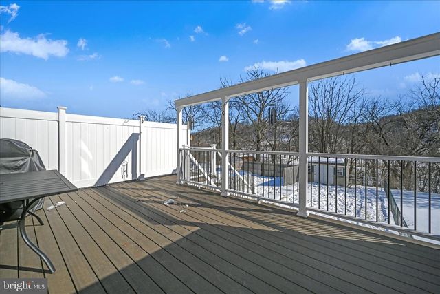 335 CINDY DR, Jonestown, PA 17038