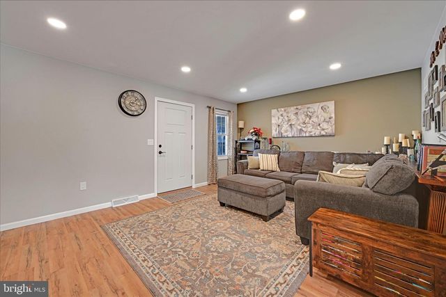 335 CINDY DR, Jonestown, PA 17038