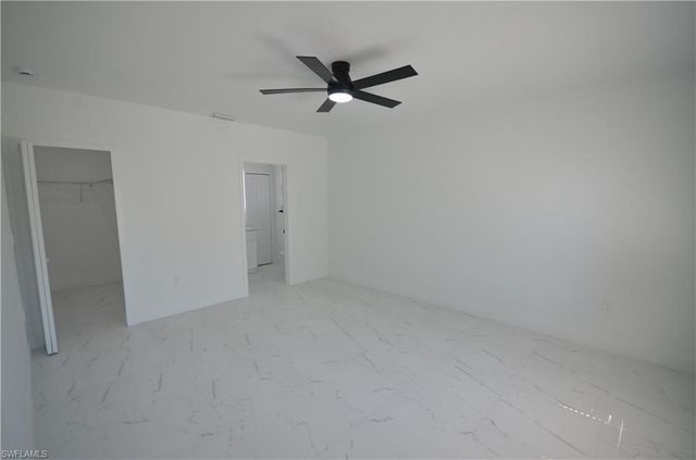 2132 Barker BLVD, Fort Myers, FL 33916