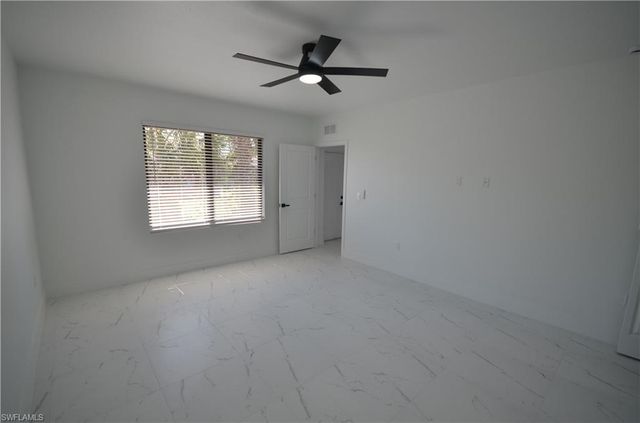 2132 Barker BLVD, Fort Myers, FL 33916