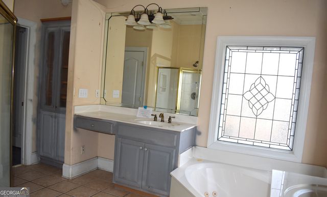 141 Amicalola Way, Jonesboro, GA 30236