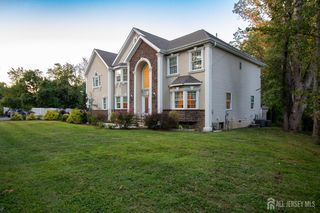 13 Deans Lane, South Brunswick, NJ 08852