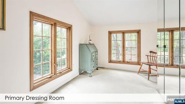 112 Edgewood Road, Allendale, NJ 07401