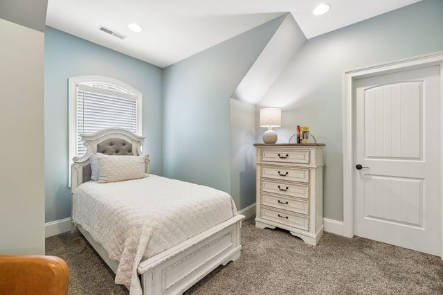 7860 Giorgio Circle, Ooltewah, TN 37363
