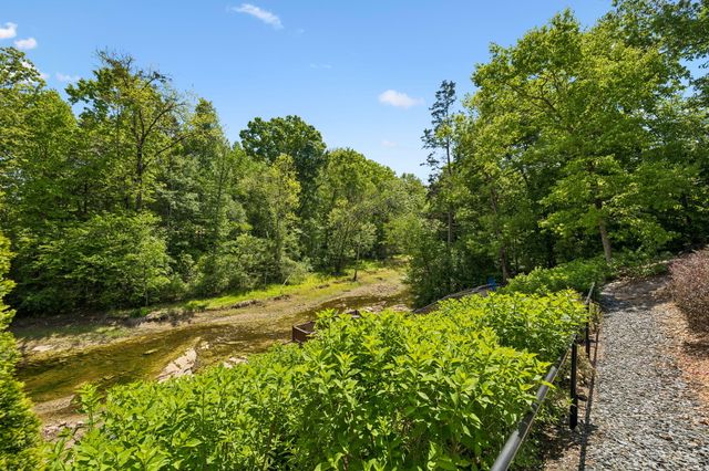 7860 Giorgio Circle, Ooltewah, TN 37363