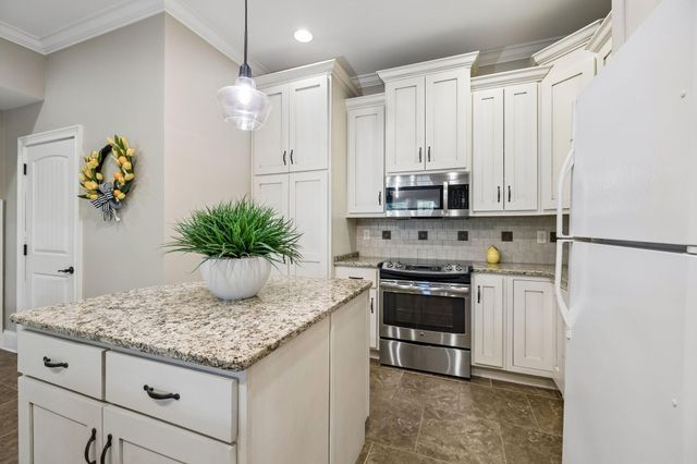 7860 Giorgio Circle, Ooltewah, TN 37363
