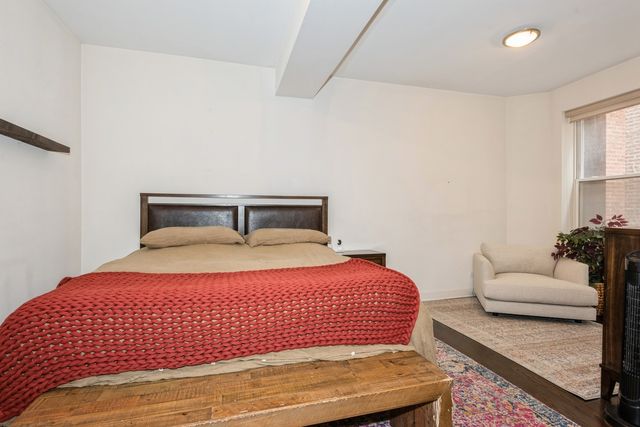 2322 W AUGUSTA Boulevard 1A, Chicago, IL 60622