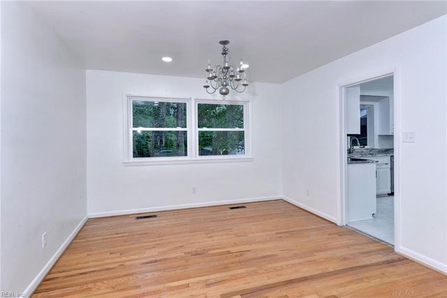 309 Corbin DR, Newport News, VA 23606
