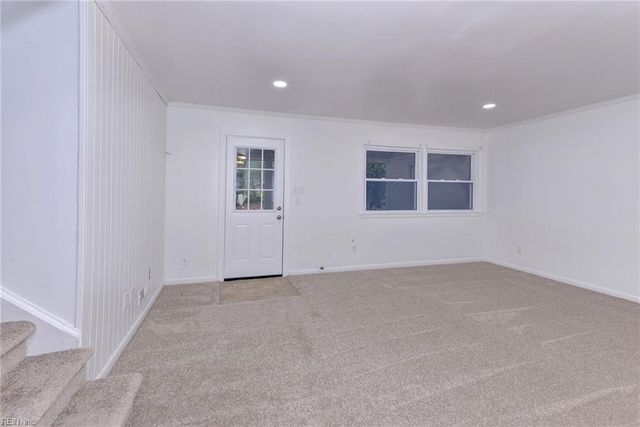 309 Corbin DR, Newport News, VA 23606