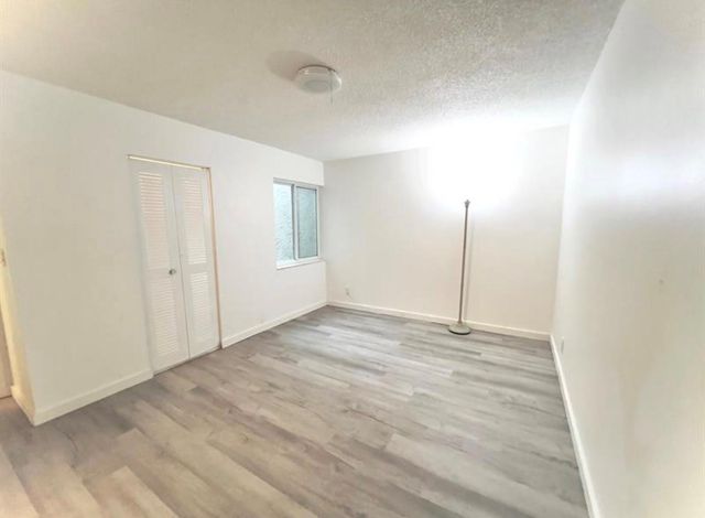 3100 Riverside Dr 307, Coral Springs, FL 33065