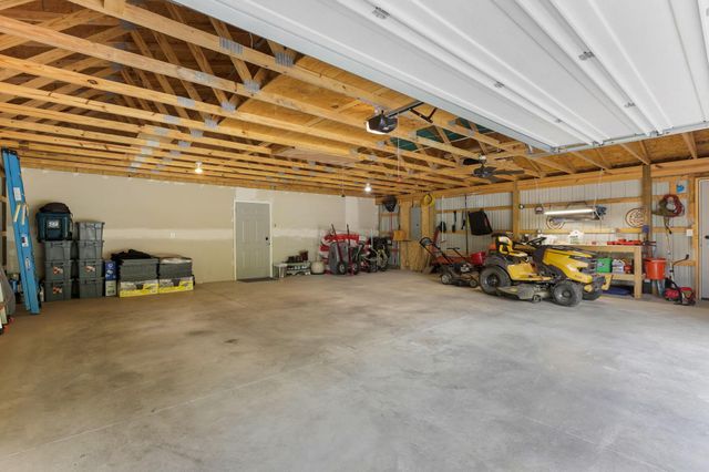 4844 Bauman Hill Road SE, Lancaster, OH 43130