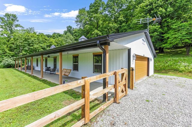 4844 Bauman Hill Road SE, Lancaster, OH 43130