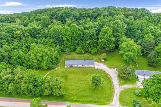 4844 Bauman Hill Road SE, Lancaster, OH 43130
