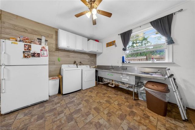 3871 White BLVD, Naples, FL 34117