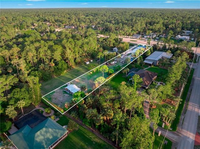 3871 White BLVD, Naples, FL 34117