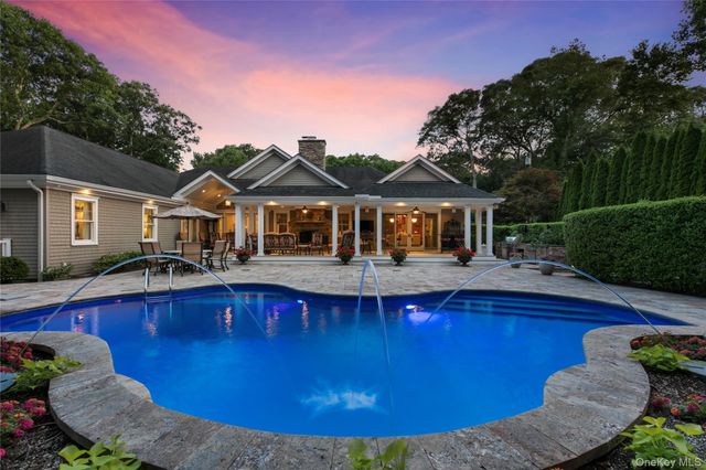 3 Salt Hay Way, Smithtown, NY 11787