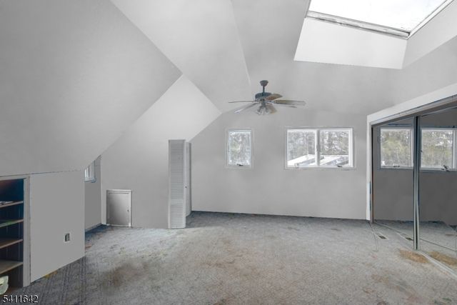 11 Winterwood Rd, Tewksbury Twp., NJ 08833