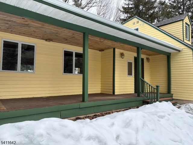 11 Winterwood Rd, Tewksbury Twp., NJ 08833