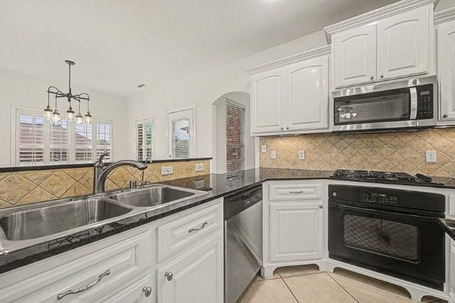 3903 SW Sycamore Street, Bentonville, AR 72713