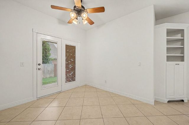 3903 SW Sycamore Street, Bentonville, AR 72713