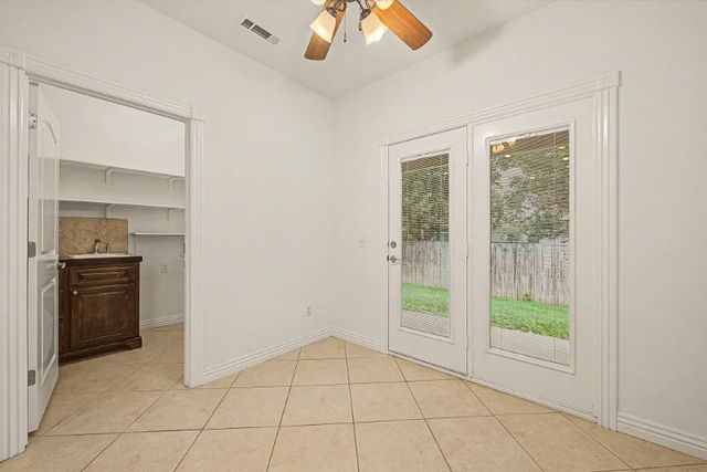 3903 SW Sycamore Street, Bentonville, AR 72713
