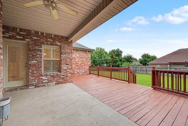 3903 SW Sycamore Street, Bentonville, AR 72713