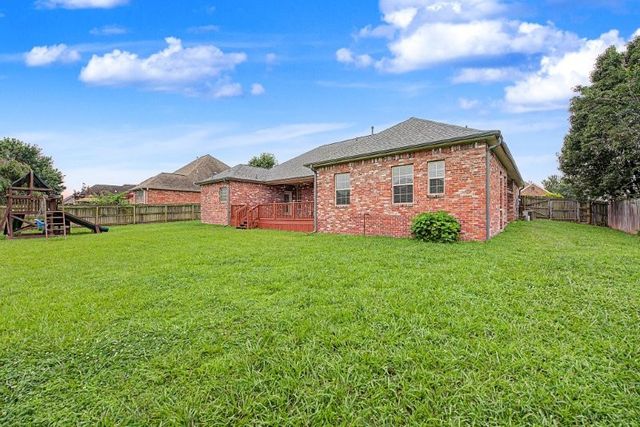 3903 SW Sycamore Street, Bentonville, AR 72713