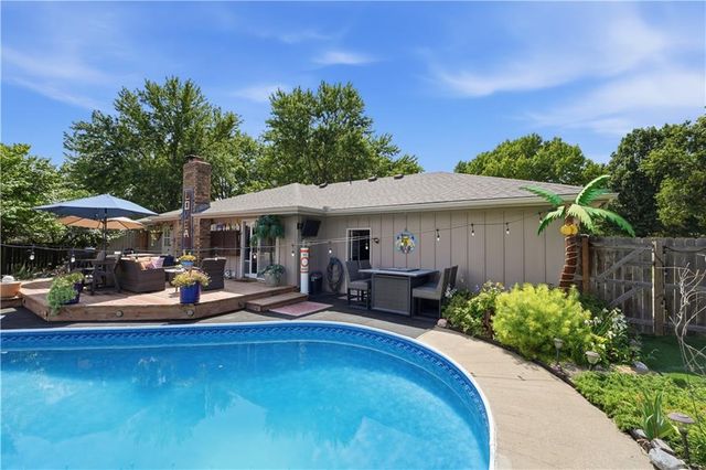 914 Gregory Street, Peculiar, MO 64078