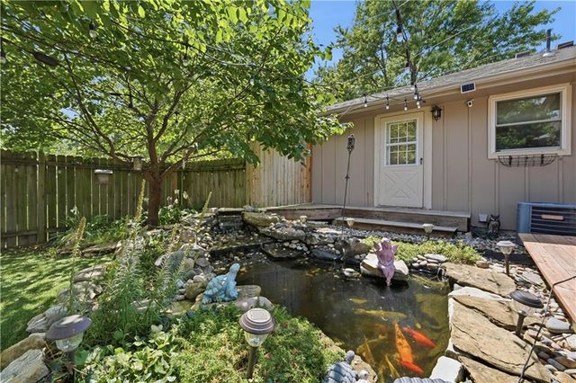914 Gregory Street, Peculiar, MO 64078