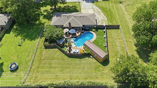 914 Gregory Street, Peculiar, MO 64078