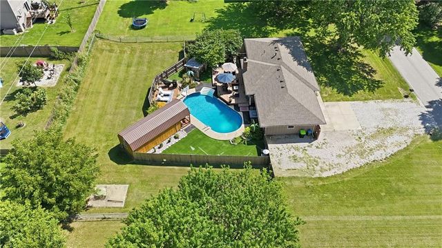 914 Gregory Street, Peculiar, MO 64078