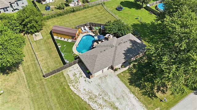 914 Gregory Street, Peculiar, MO 64078