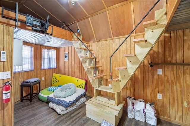 914 Gregory Street, Peculiar, MO 64078