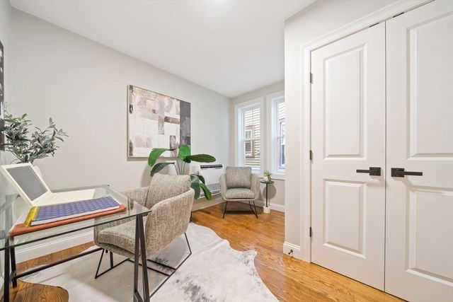 52 Bellevue St 2, Boston, MA 02125