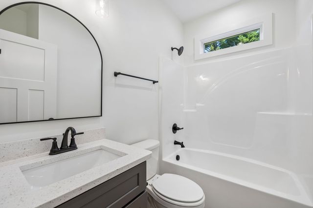 112 Rogers Ave, Winchester, TN 37398