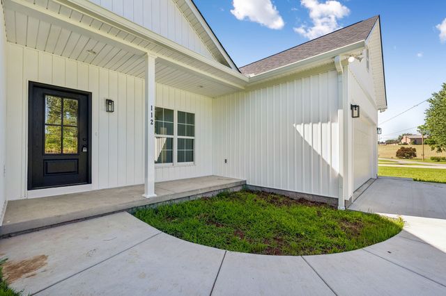 112 Rogers Ave, Winchester, TN 37398