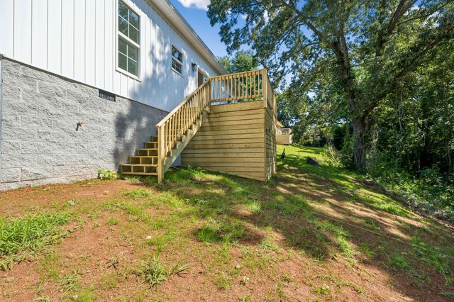 112 Rogers Ave, Winchester, TN 37398
