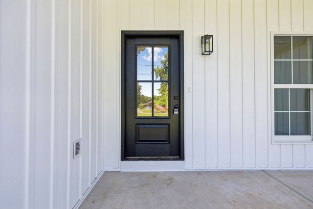 112 Rogers Ave, Winchester, TN 37398