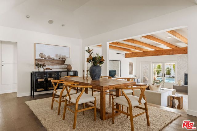 7715 Henefer Avenue, Los Angeles, CA 90045