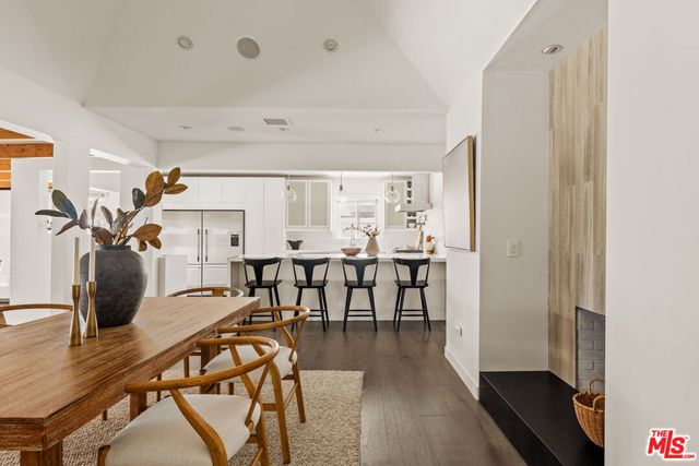 7715 Henefer Avenue, Los Angeles, CA 90045