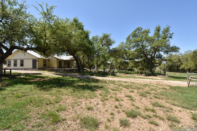 226 Shearer Road, Bulverde, TX 78163