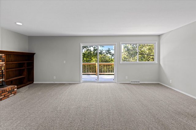349 Santa Fe Drive, Forsyth, MO 65653