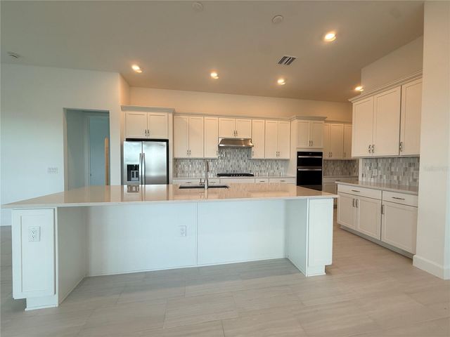 5031 GOLDEN SHORE COURT, Lakewood Ranch, FL 34211