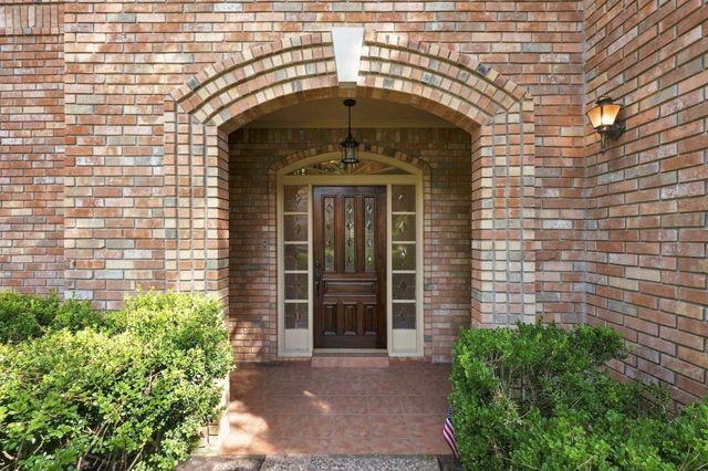 5202 Marble Gate Lane, Houston, TX 77069
