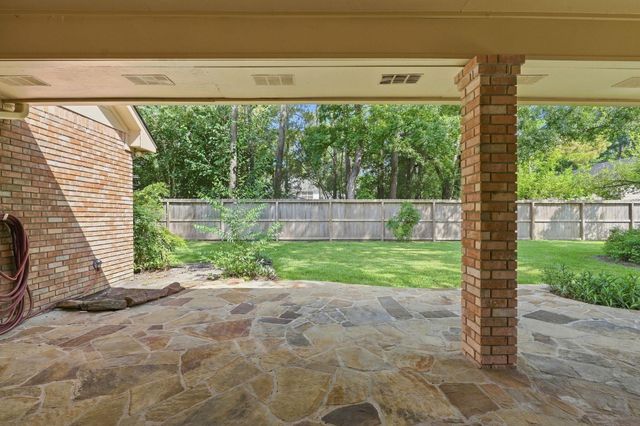 5202 Marble Gate Lane, Houston, TX 77069