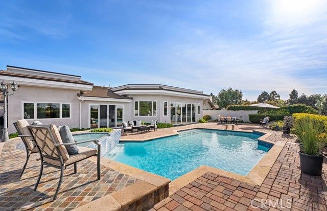 18751 Via San Marco, Irvine, CA 92603