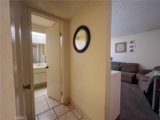 1077 S Santo Antonio Drive 4, Colton, CA 92324
