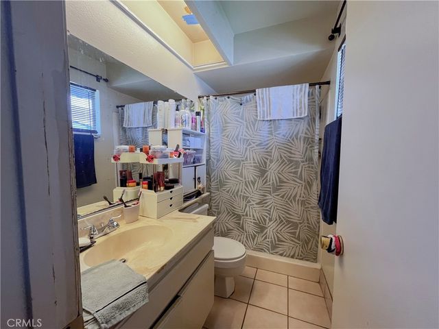 1077 S Santo Antonio Drive 4, Colton, CA 92324