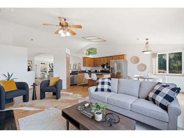 3898 U St, Washougal, WA 98671